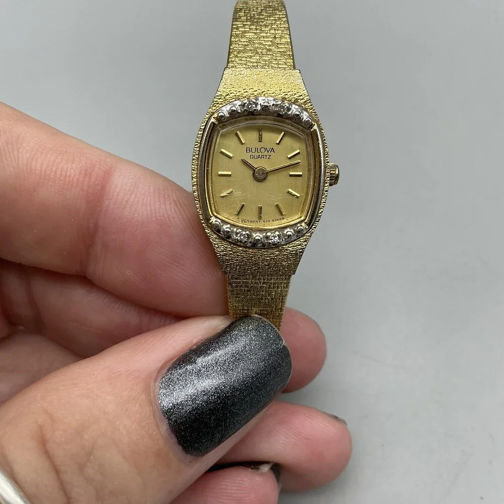 Vtg Bulova Womens Watch 17mm Gold Tone Diamond Bracelet New Battery 6.5